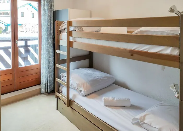 Chemin Du Sapi - Private Garden - Center Of Cham - Montblanc Views