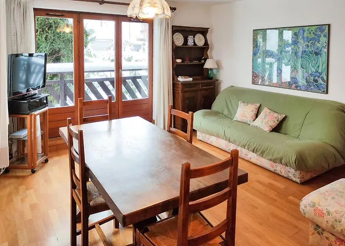 Chemin Du Sapi - Private Garden - Center Of Cham - Montblanc Views 公寓